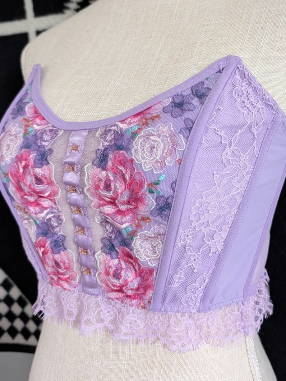 Victorias Secret Floral Embroidered Lingerie Top XS Fairy Strapless Corset - Picture 7 of 9